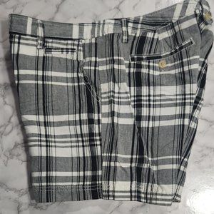 Docker's Ladie's summer shorts, Linen and cotton, size 12, 34" waist